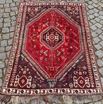 Koberec ručně tkaný 28B  Koberec ručně tkaný 28B