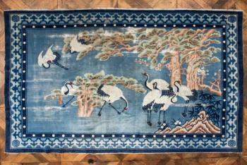 Starožitný čínský koberec Ningxia s čápy 275 X 190 Starožitný čínský koberec Ningxia s čápy 275 X 190